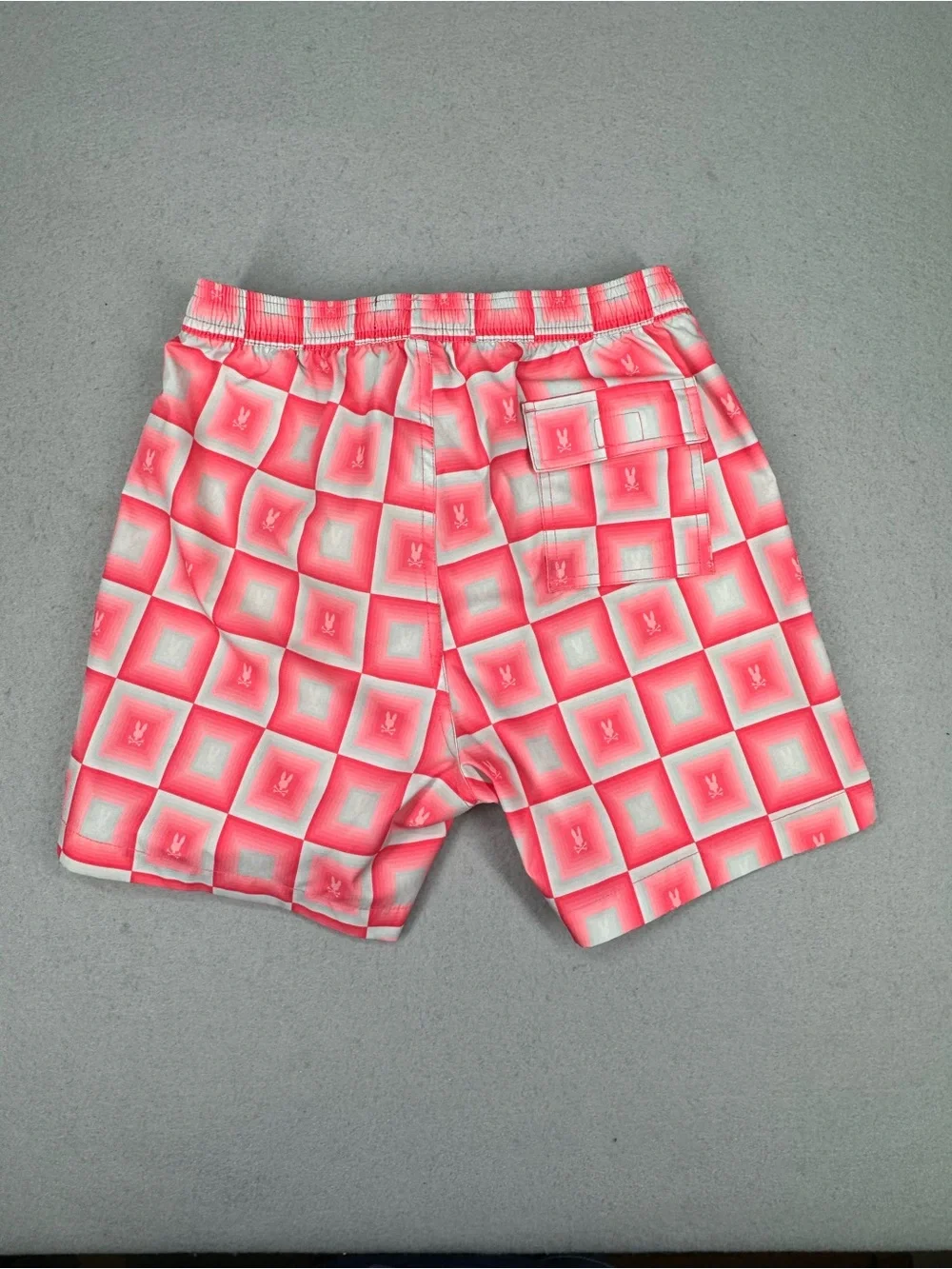 Psycho Bunny Pink/Coral Geo Print Swim Trunks Boys 10/12 BOW399B2SW
